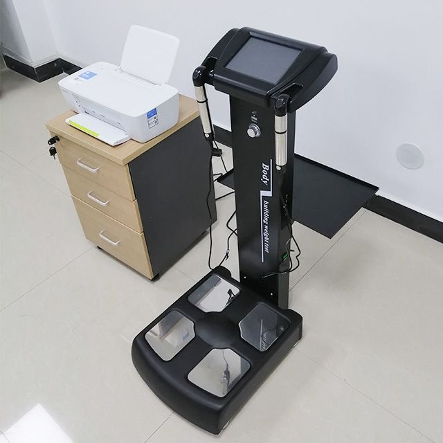 Body Impedance Analysis Machine with Double Handle Detection